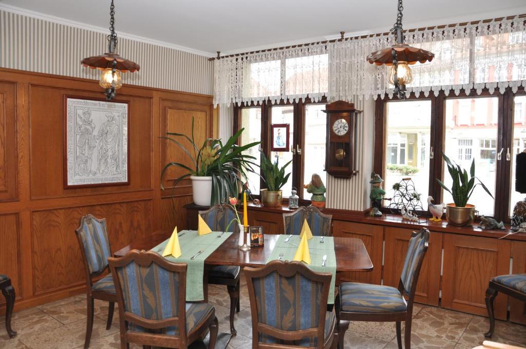 Hotel Goldene Sonne Arnstadt Exterior foto